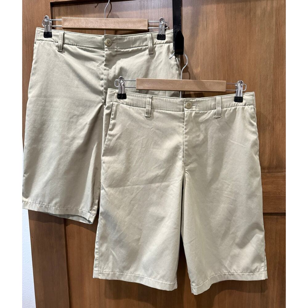 Under Armour Lot of 2 Loose‎ Khaki Shorts Boy's Teens Sz 18 School Uniform (10")